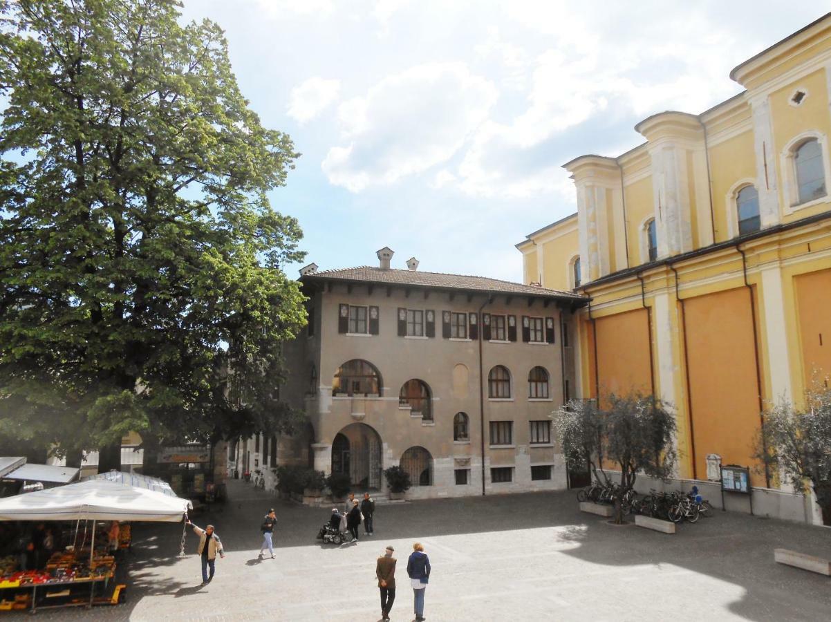 Casa Morellato リーヴァ・デル・ガルダ エクステリア 写真